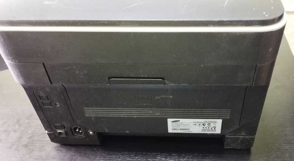 Кольоровий лазерний принтер Samsung CLX3185