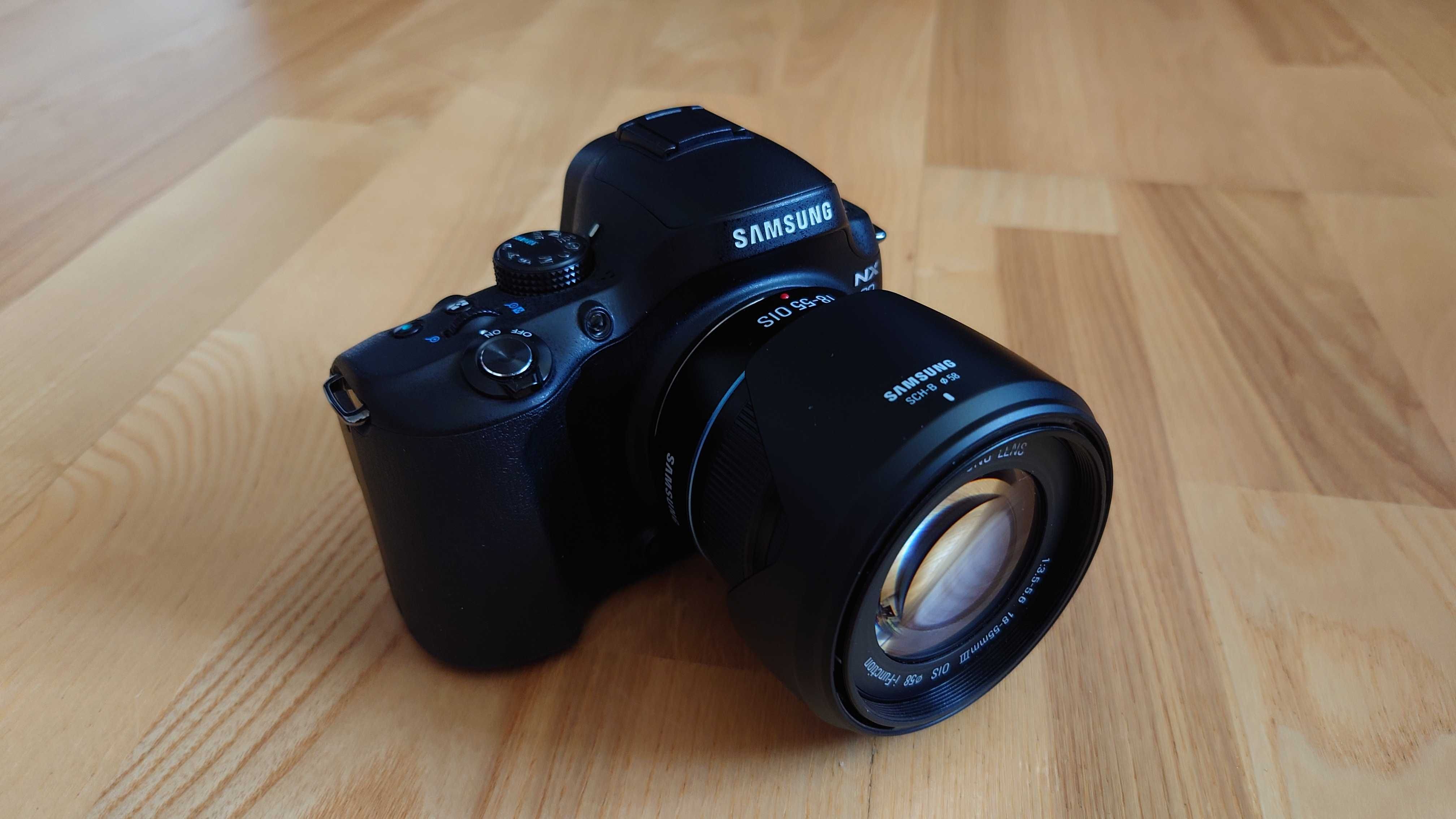 SAMSUNG NX20 + Trzy obiektywy - Cały zestaw jak NOWY