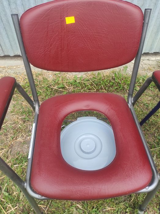 Krzesło inwalidzkie z WC