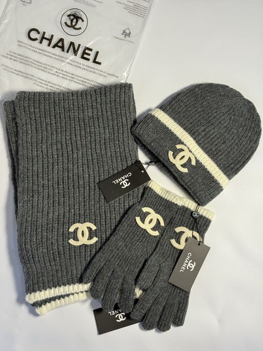 Комплект шапка шарф рукавиці Chanel. Зимовий набір шапка Шанель
