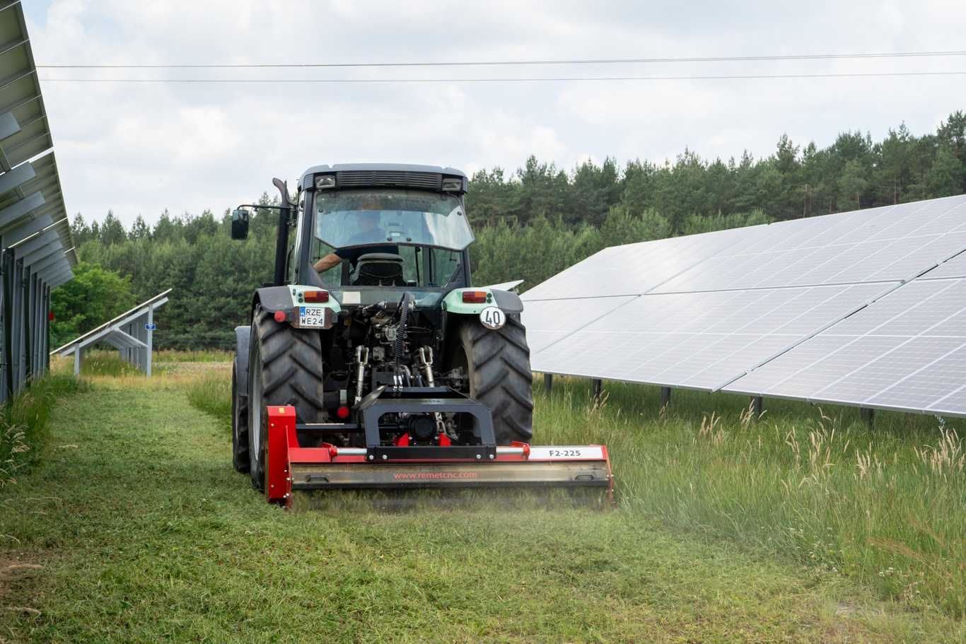 KOSIARKA bijakowa == MULCZER leśny == REMET F2-225