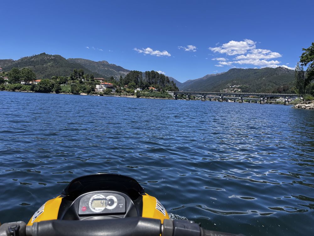 Yamaha  gp1200r vendo/troco