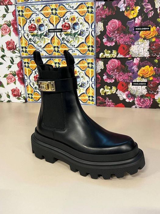 Нові черевички Dolce&Gabanna