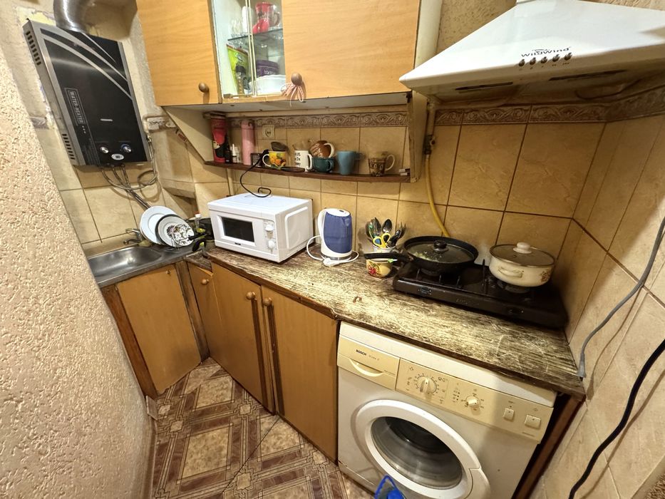 1к центр вул. Штефана Августина