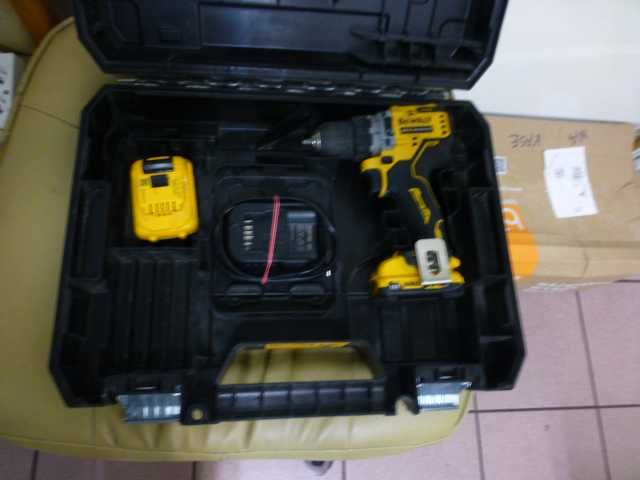 Wiertarko-wkrętarka Dewalt Dcd701d2 12v + 2 x aku 2.0Ah +ładowr +waliz