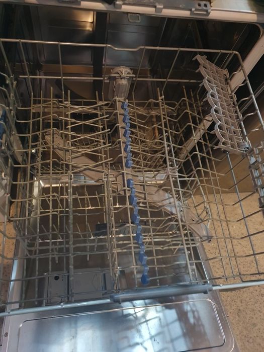 Посудомийна машина Neff