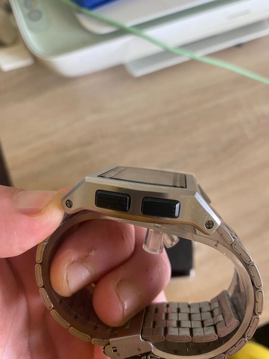 Relógio NIXON com caixa