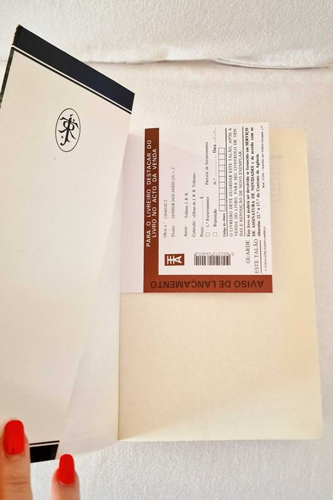 O Senhor dos Anéis - A Irmandade do Anel  (J.R.R. Tolkien)