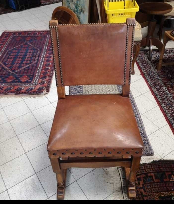 Krzesła Krzesłaa