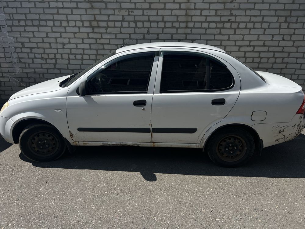 Авто Saipa Tibo 2013
