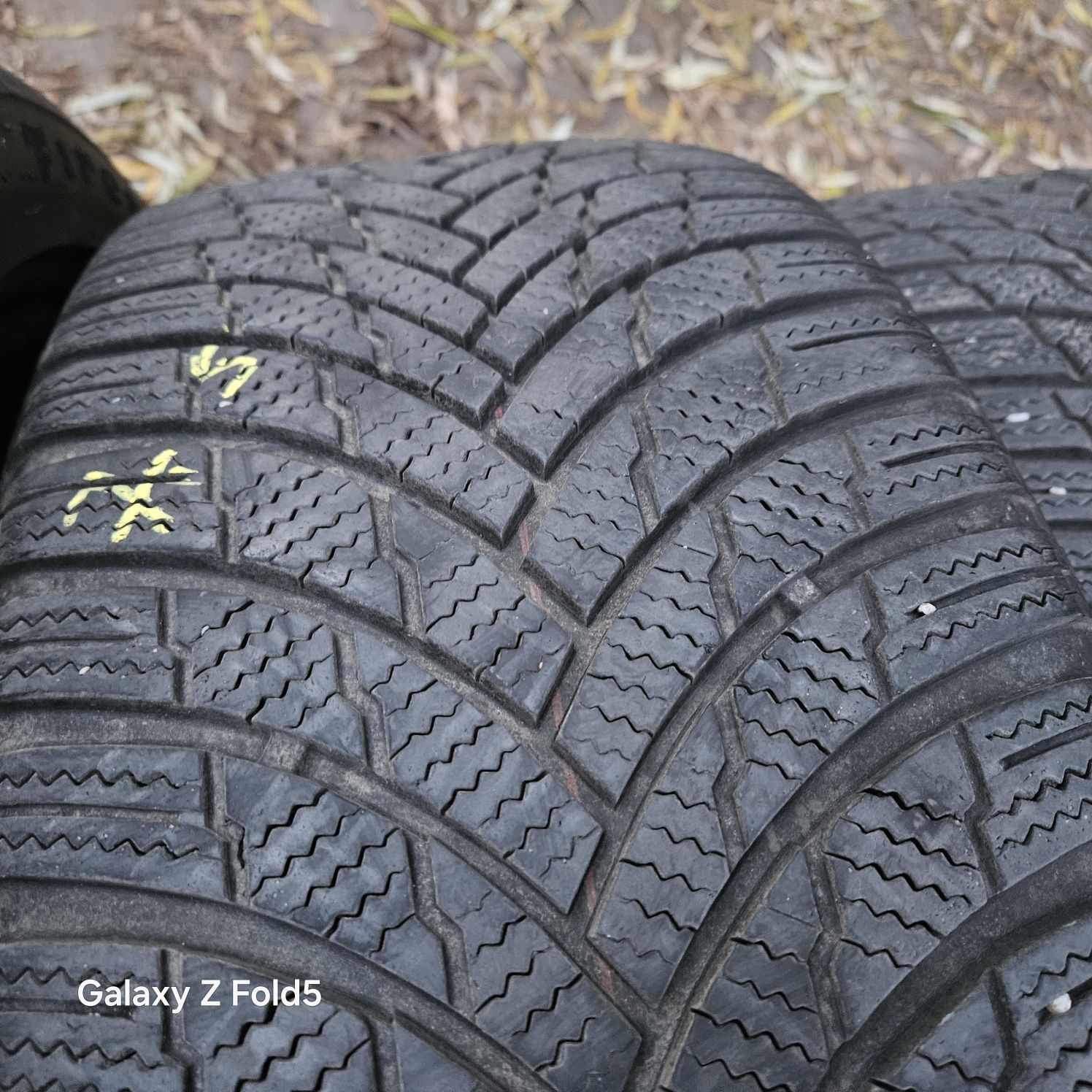Opony zimowe 225/45/19 96V XL Firestone 2022 rok bieżnik 8mm-7,5mm