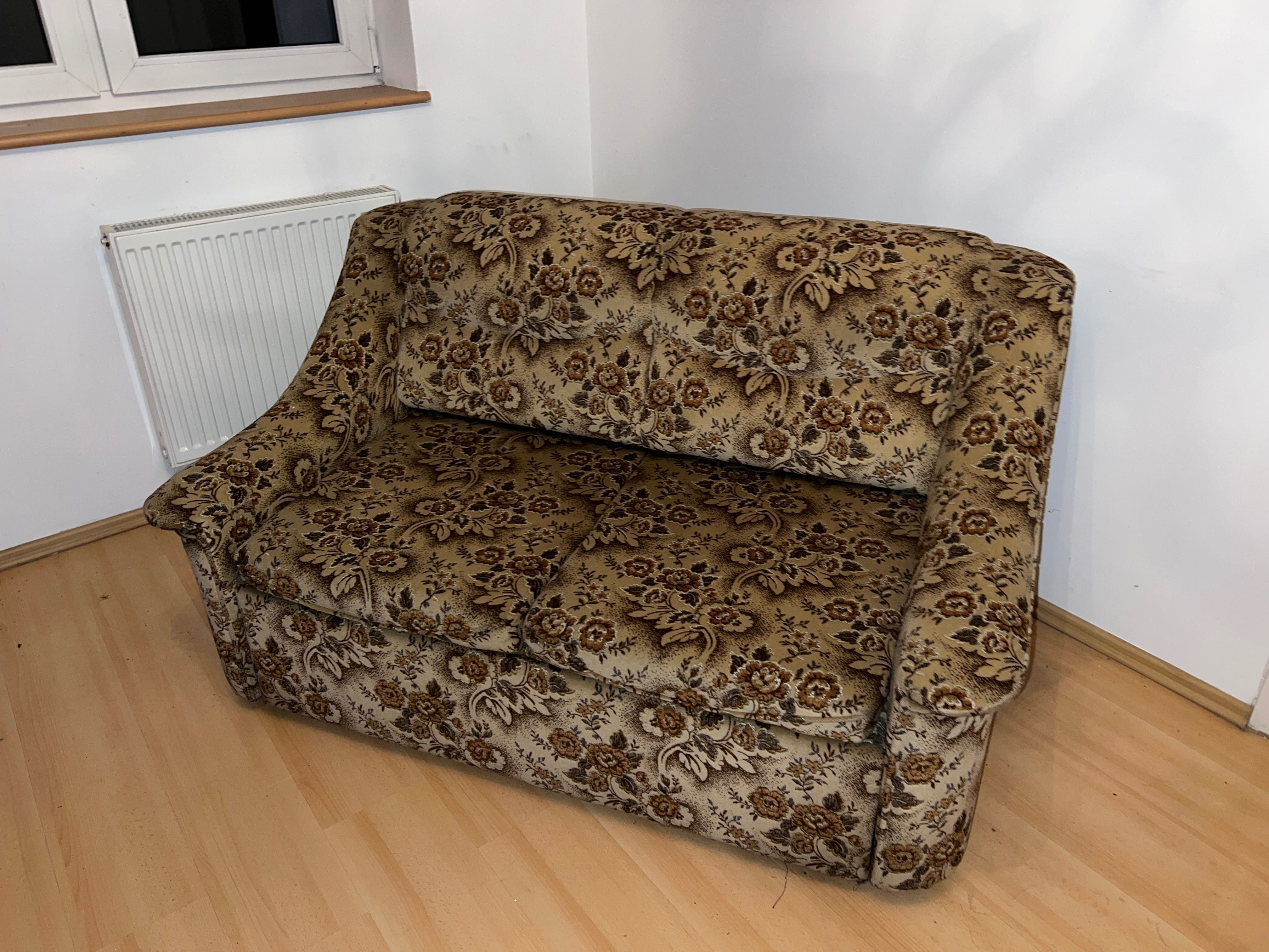 Sofa i dwa fotele