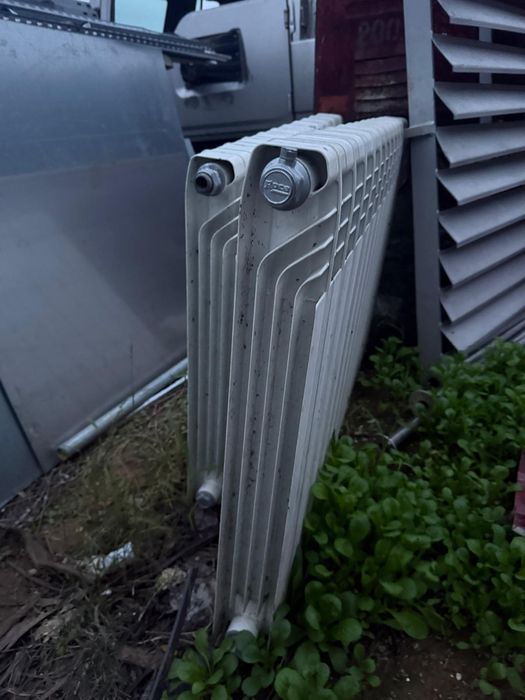 Radiadores roca em bom estado