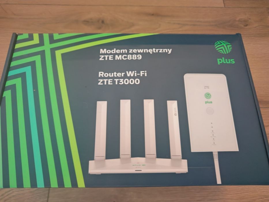 Router Wi-Fi ZTE T3000 + Modem zewnętrzny ZTE MC889