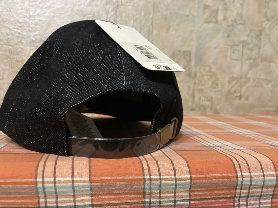 Продам мужскую «бейсболку» торгово марки LEVI’S