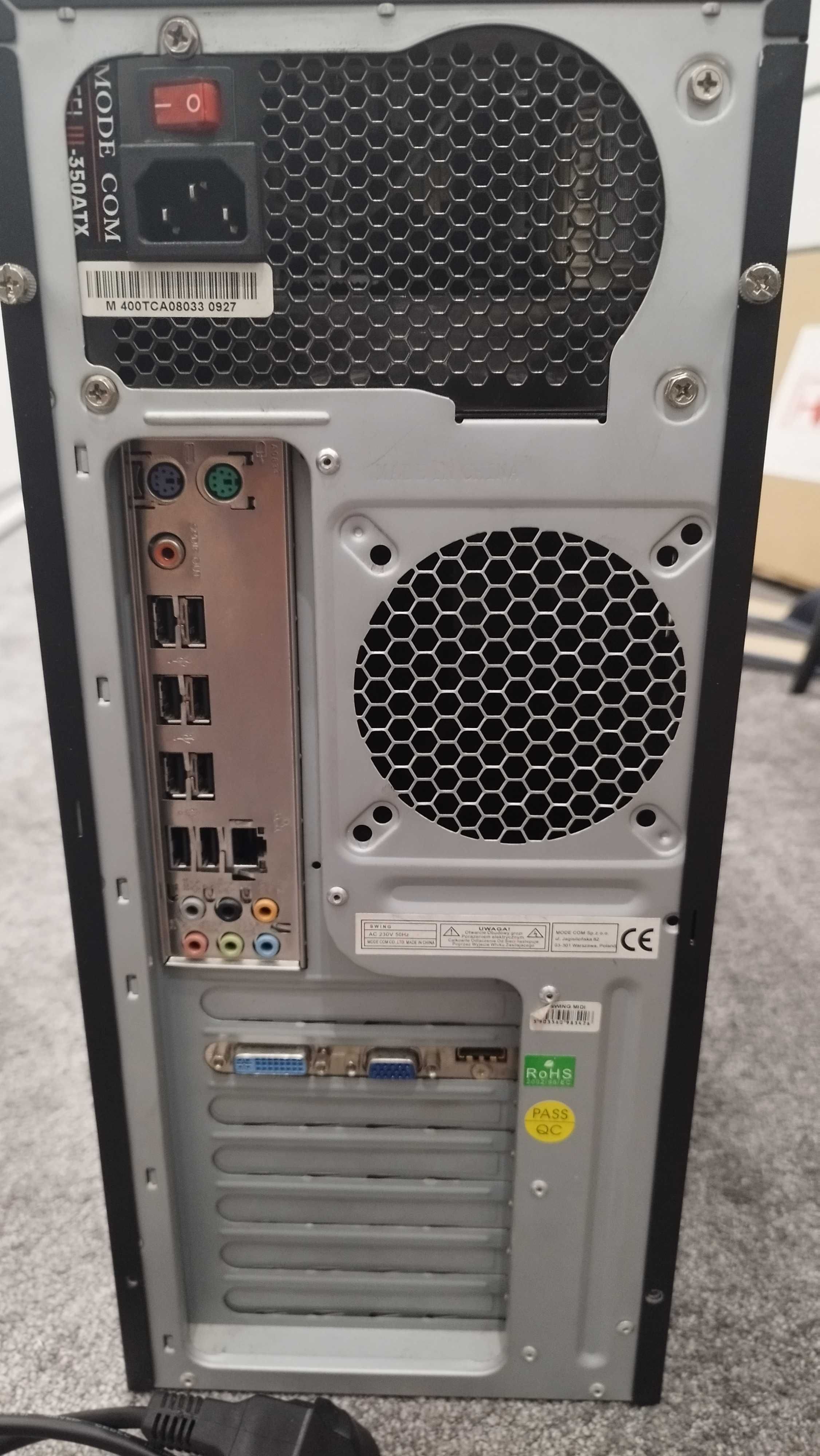 Komputer stacjonarny Intel Core 2 Duo / 4GB RAM / 500GB HDD / Linux