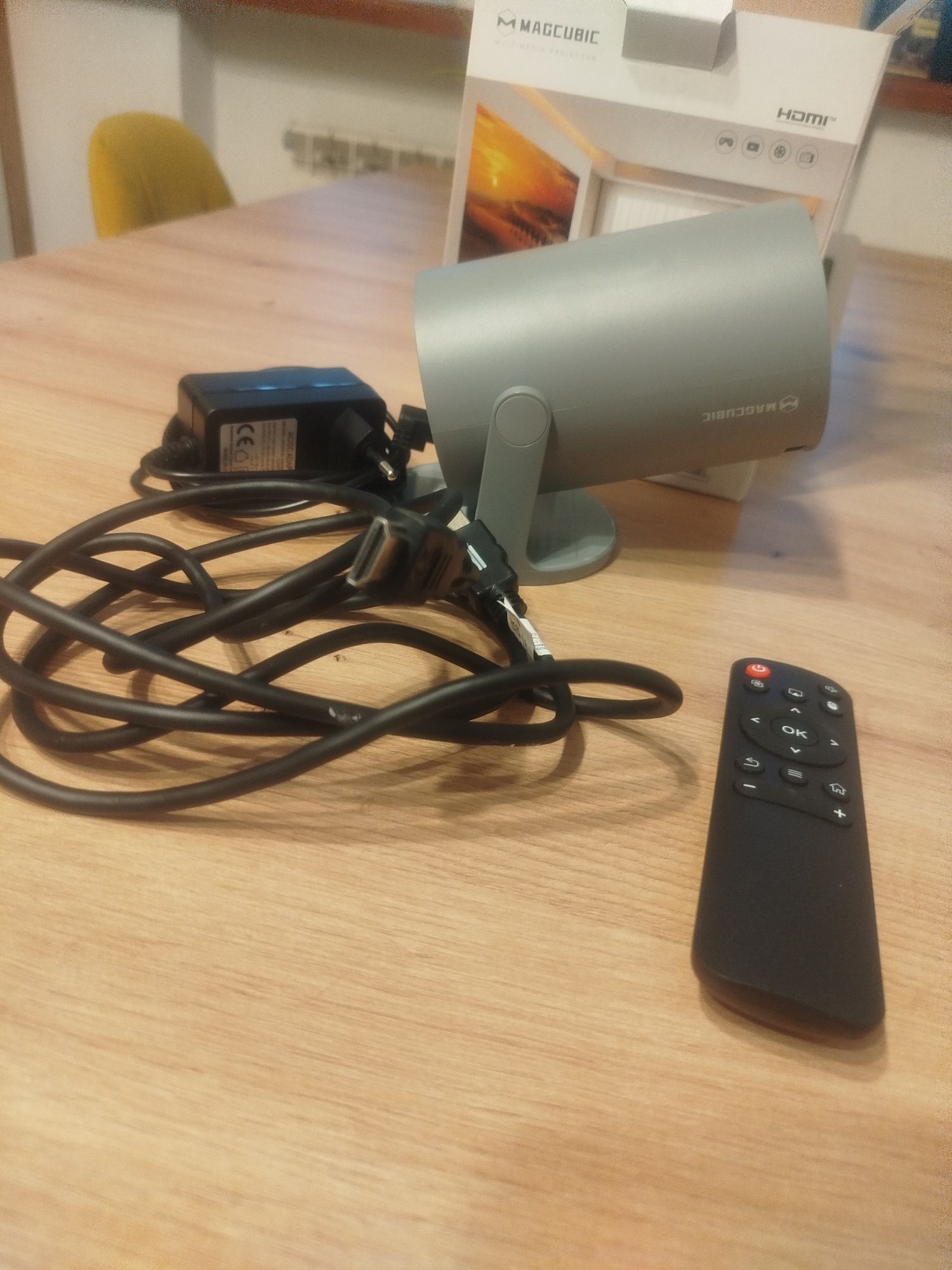 Projektor HY300PRO