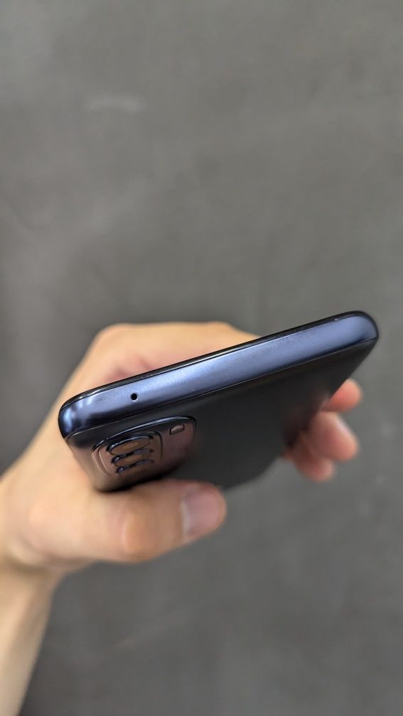 Свіжий Motorola G 5G 2022 4/64GB Made in USA