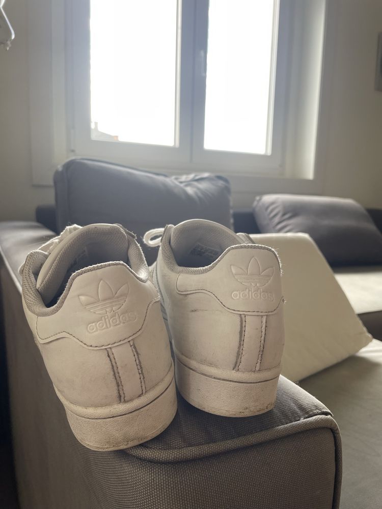 Adidas superstar brancas