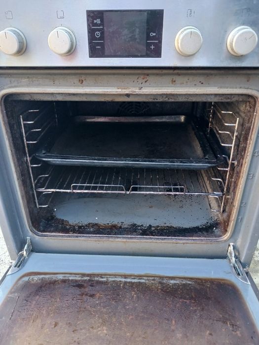 Духовой шкаф Bosch с варочной плитой Siemens