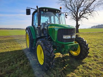 John Deere 6220 z ładowaczem 2006 rok