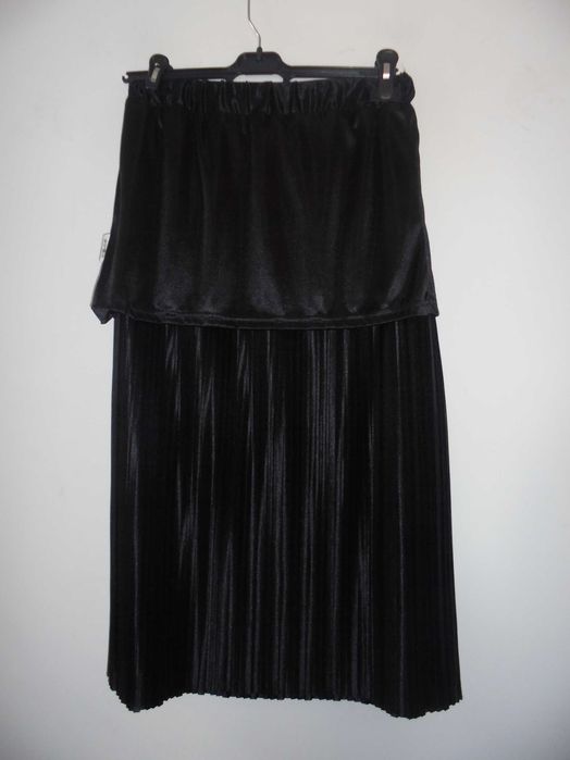 saia de senhora cor preto