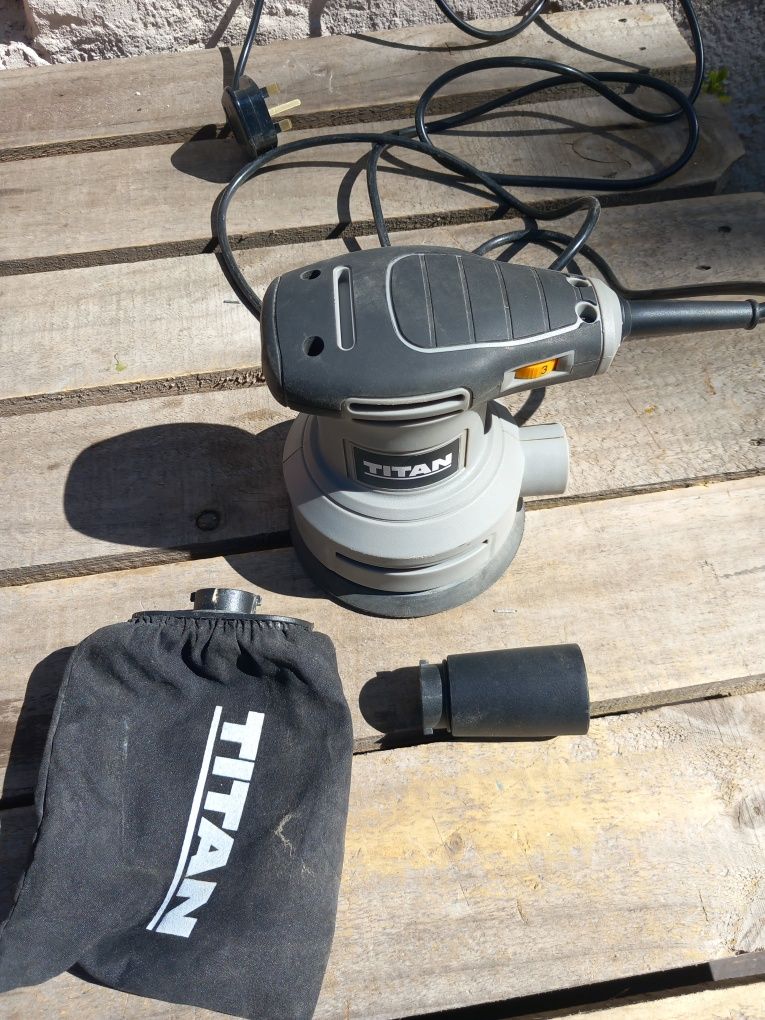 Elektryczna szlifierka mimośrodowa Titan 125 mm