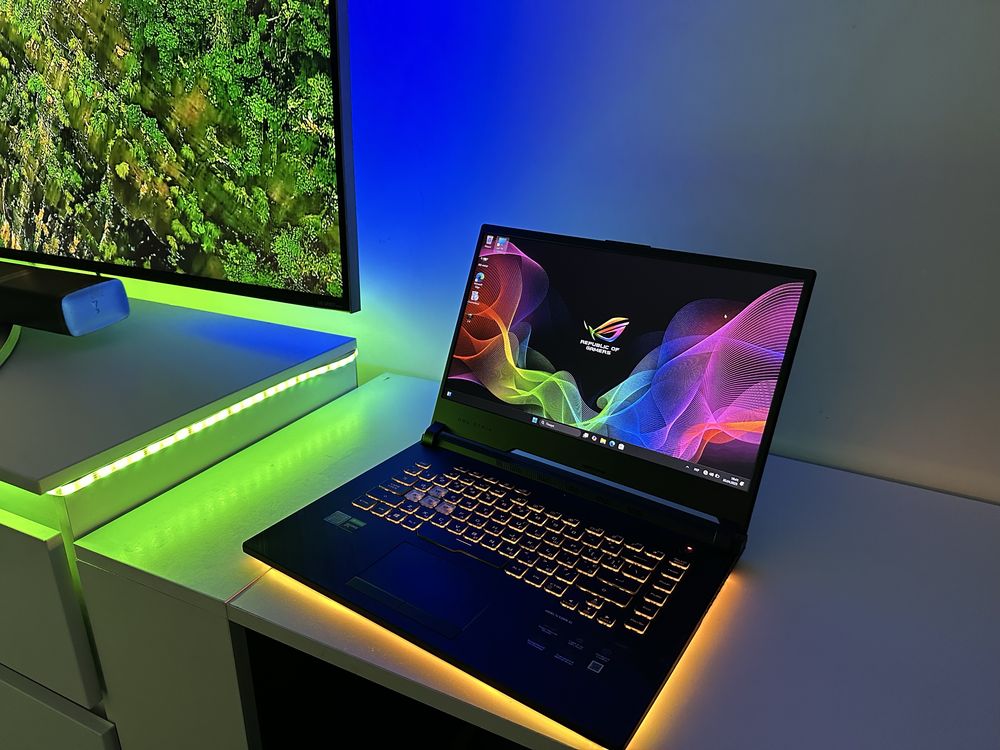 Мощный Asus Rog STRIX Игровой