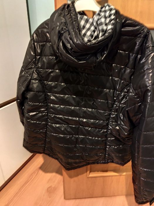 Kurtka pikowana na podszewce w kratke