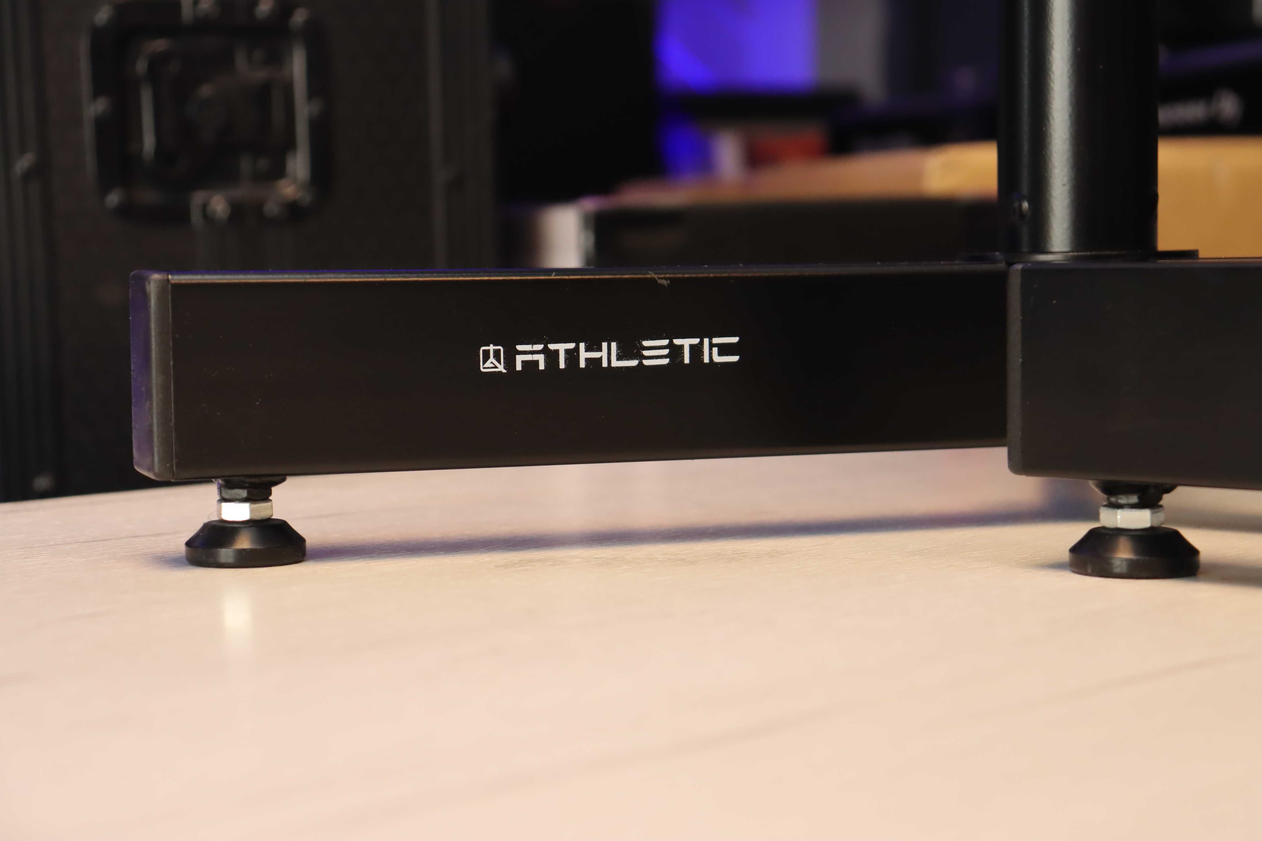 Statywy na monitory studyjne Athletic