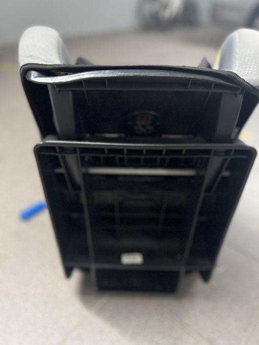 Cadeira auto bebé ate 3 anos