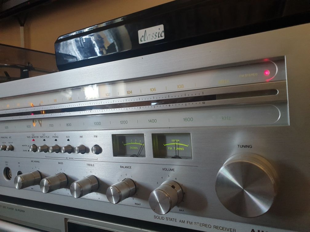 Amplituner Aiwa AX 7550 Vintage