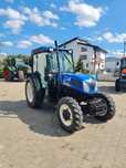 Ciagnik sadowniczy New Holland T4040F