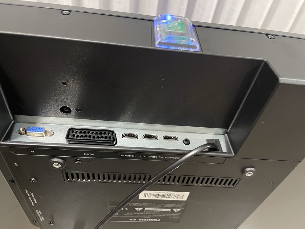 TV Princess 40 polegadas com barras LED novas