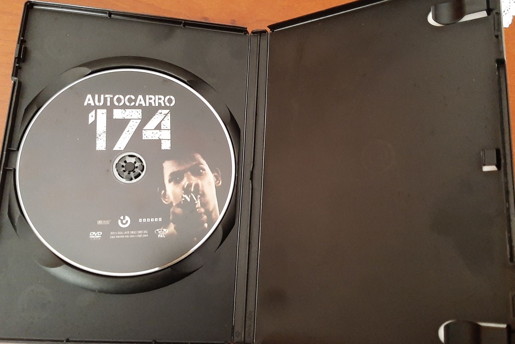 DVD "Autocarro 174" de Bruno Barreto