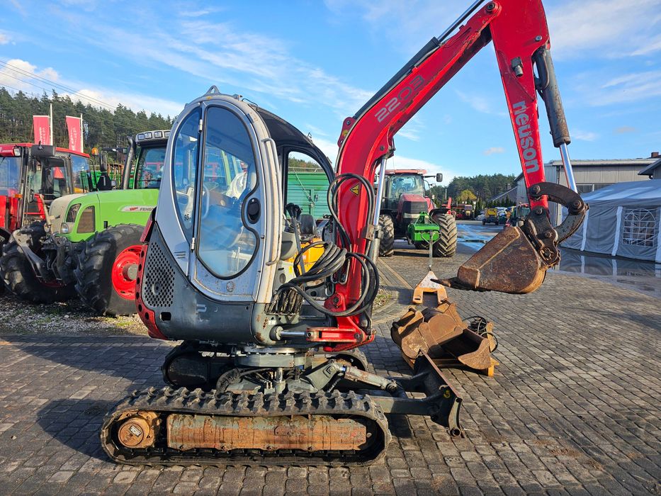 Mini Koparka Neuson 2203