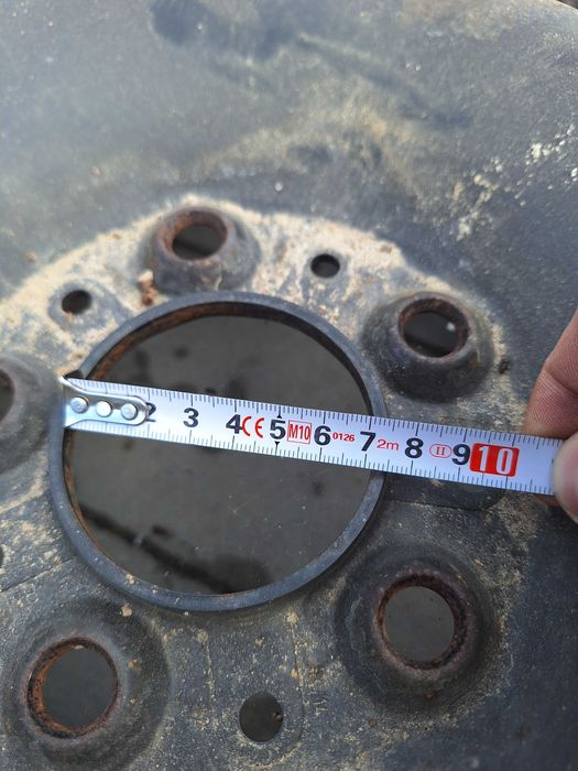 KOMPLET Opony zimowe 225x50x17 felgi stalowe plus kołpaki BMW