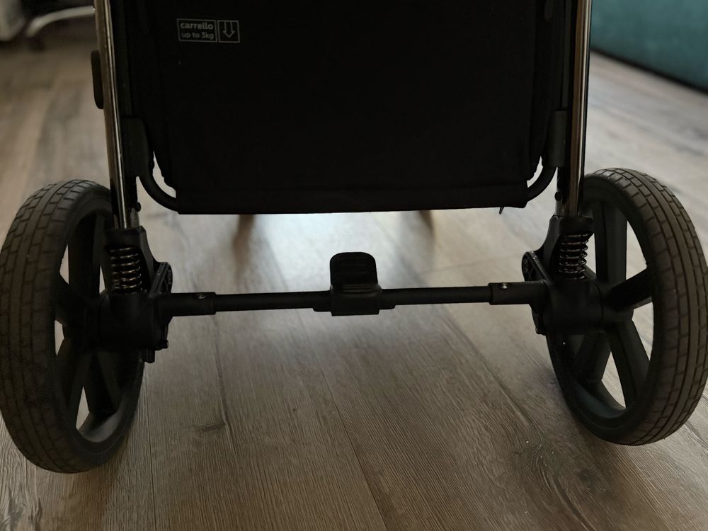 Прогулянкова коляска CARRELLO Bravo Plu