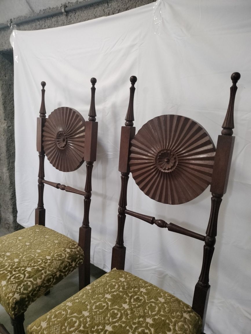 Conjunto de duas cadeiras de quarto