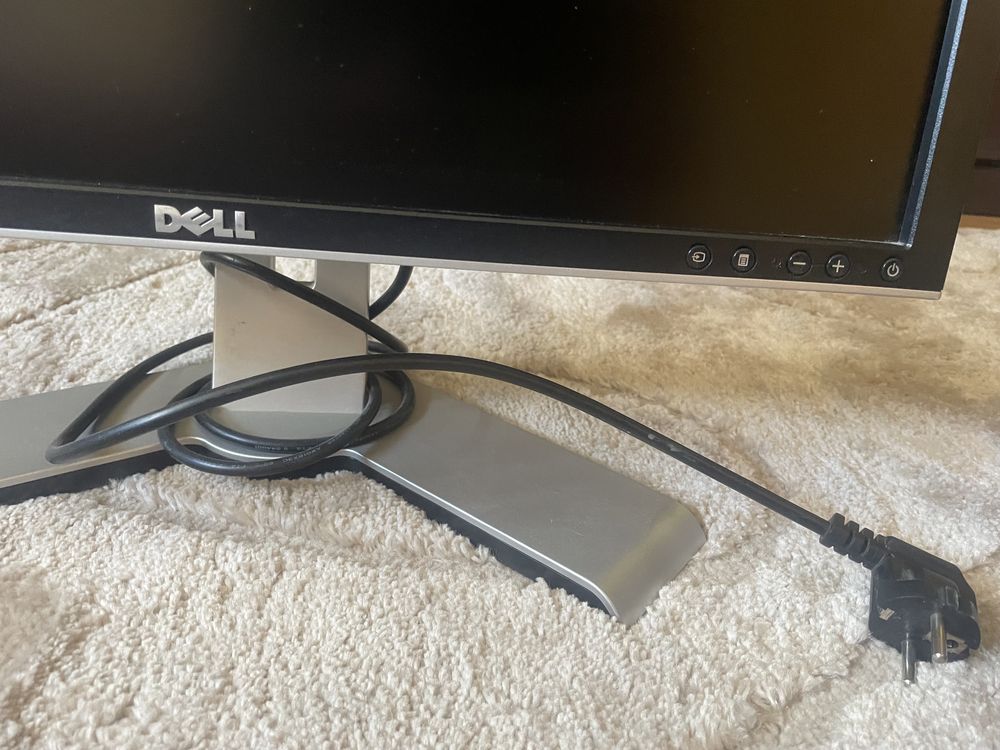 Monitor Dell 22 cale + kabel HDMi
