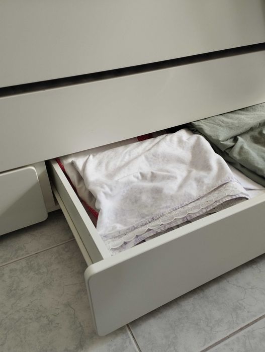 Cama Slakt Ikea com estrados e colchão incluídos