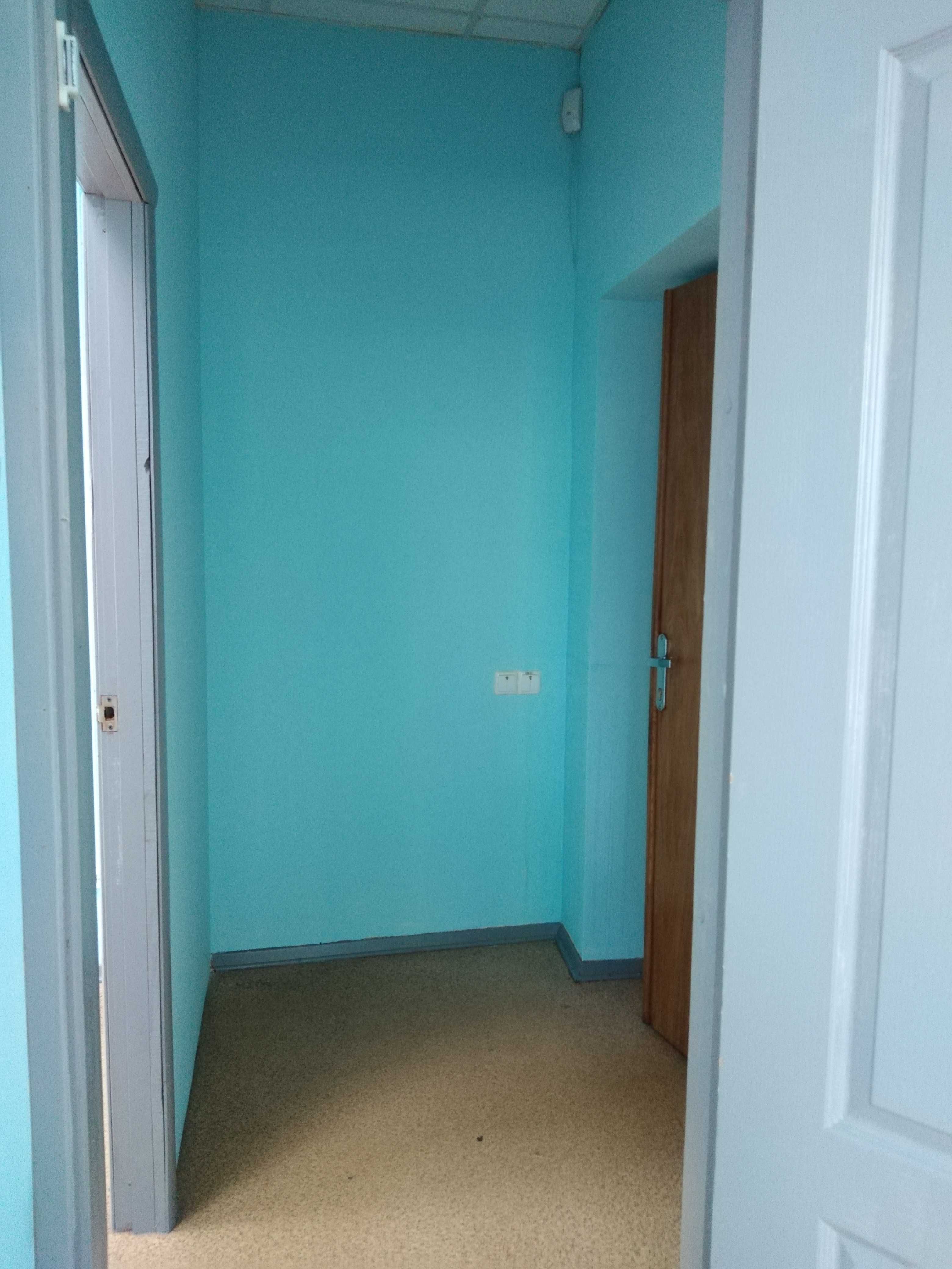 Центр. Офіс площею 21 кв.м.