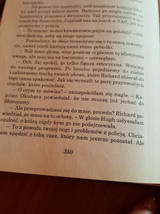 Książka " Żona biznesmena" Sujata Massey
