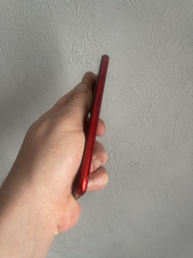 Iphne 8 red на запчастини