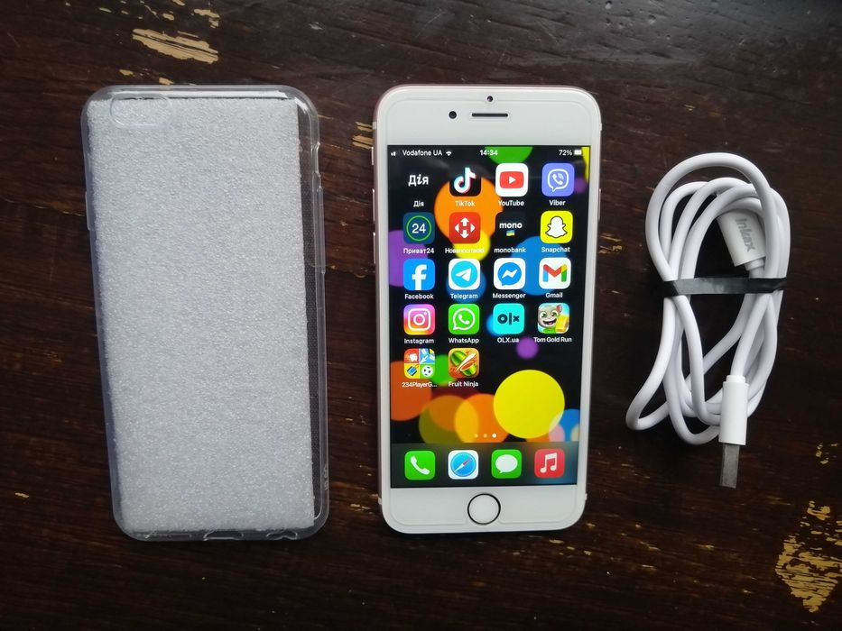 iPhone 6s Rose Gold 16Gb NeverLock Б/В хороший стан сучасні програми