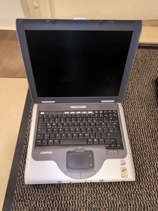 Laptopy stare Compaq X2 oraz Asus
