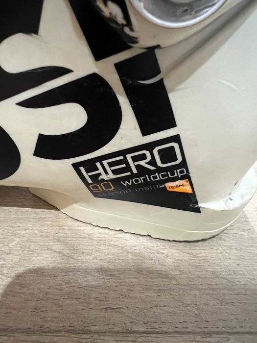 Buty narciarskie młodzieżowe Rossignol Hero Woldcup 90 - 25/25,5