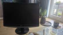 Na sprzedaż: Monitor LG W2252TQ-PF Flatron