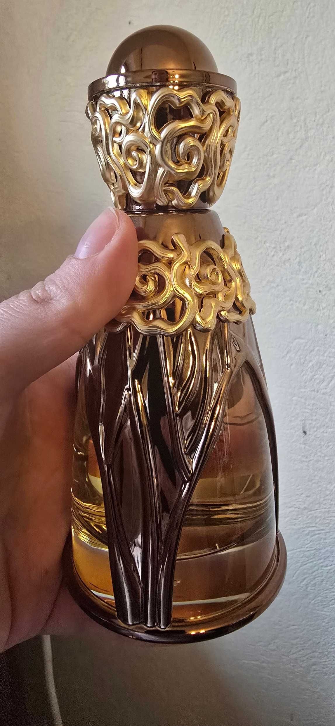 Lattafa Niche Emarati Zikra 100ml