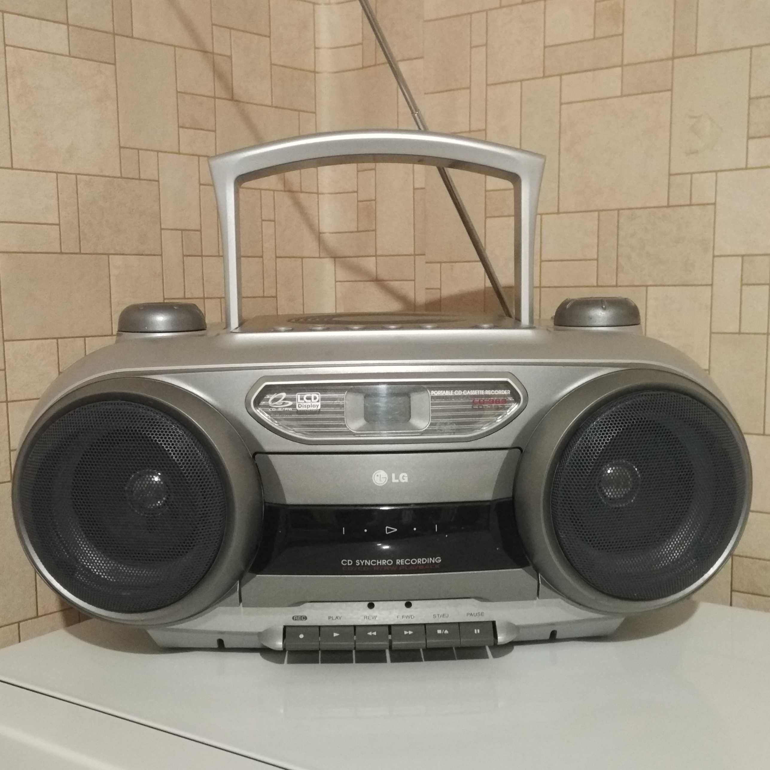 Переносна магнітола LG CD - 363AX